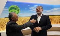ساداتی‌نژاد در حاشیه افتتاح شبکه تلویزیونی برکت در زنجان: کشاورزان بخشی از قدرت کشور هستند