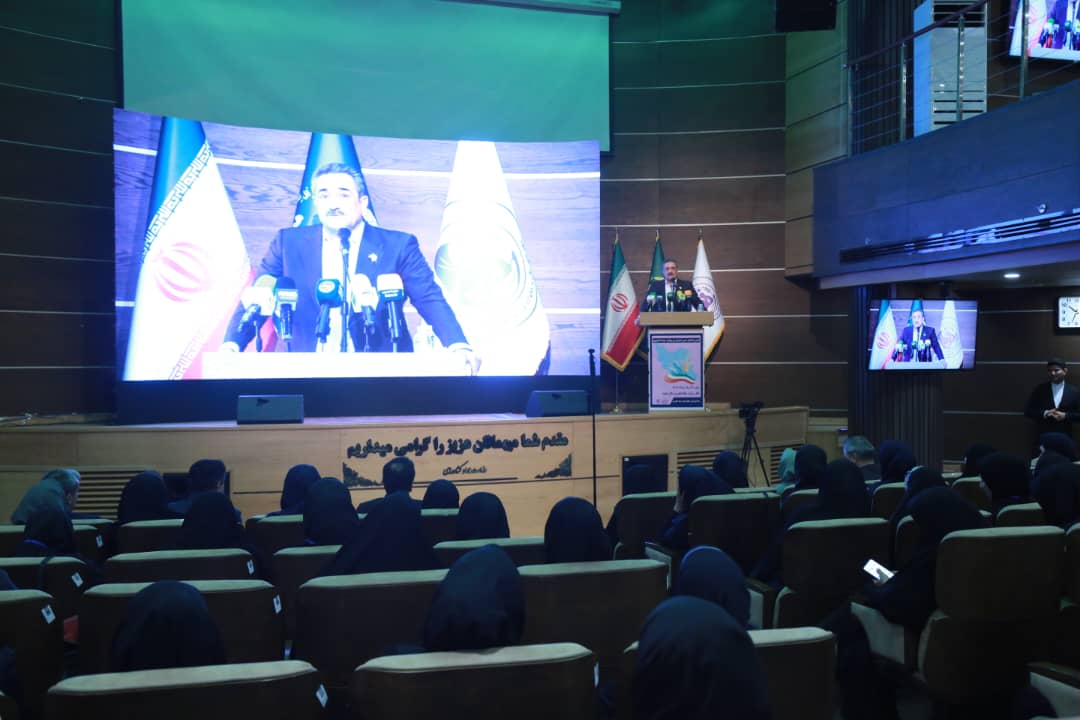 سهم ایران از گردش مالی صنایع دستی جهان ۳۴ صدم درصد است/ تاکید بر ثبث ذهن داشته‌های زنان عشایری برای حفظ میراث فرهنگی