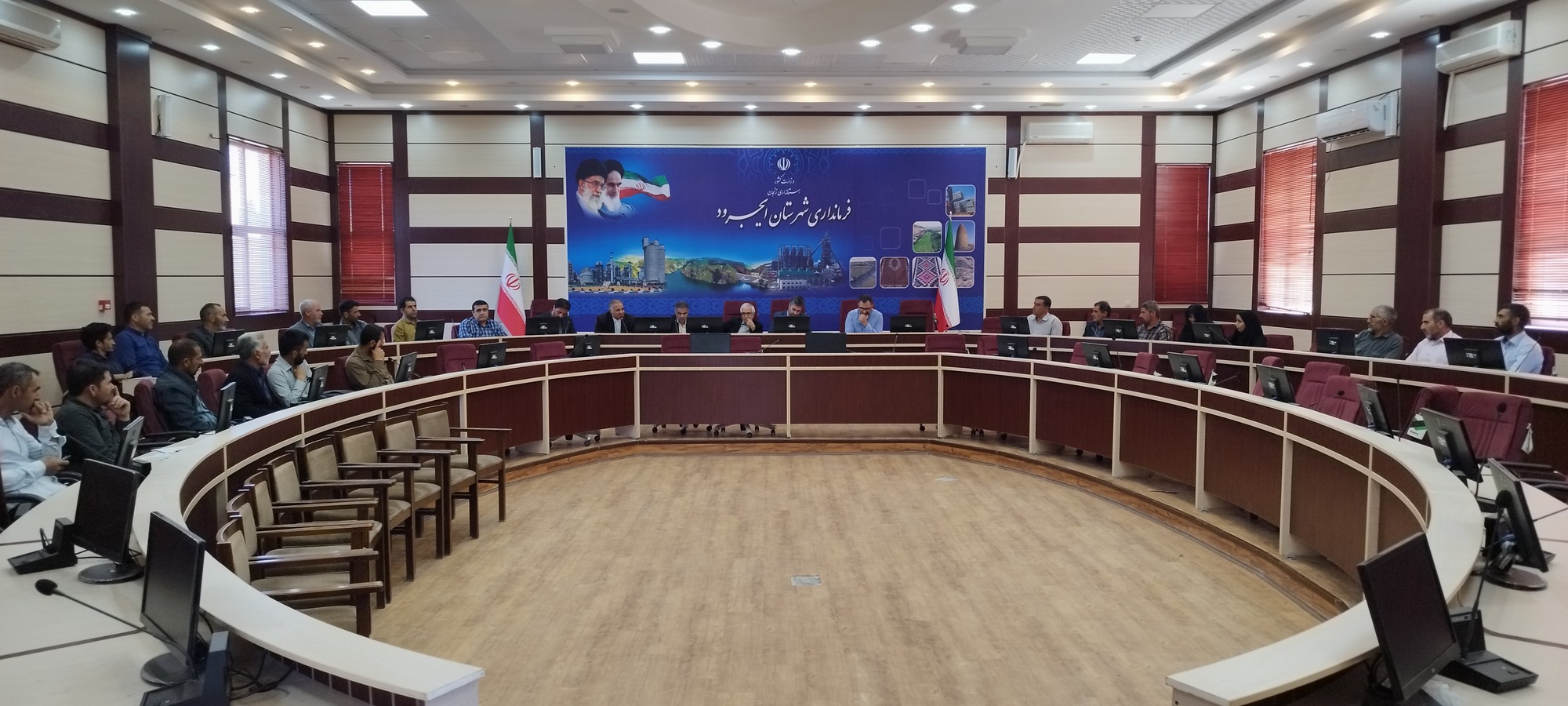 برگزاری دوره آموزشی توانمندسازی دامداران و کشاورزان در شهرستان ایجرود