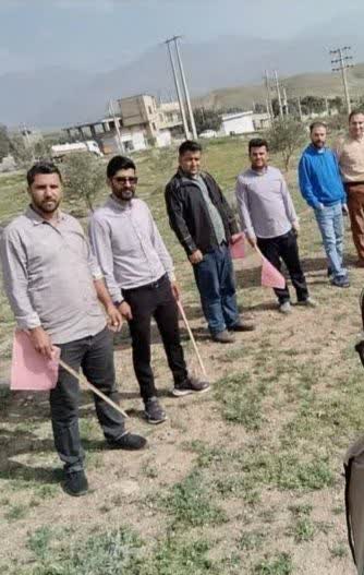 طارم رتبه نخست کشوری را در مبارزه با ملخ کسب کرد / پایان موفقیت‌آمیز عملیات ۴ ماهه پایش و مبارزه با ملخ