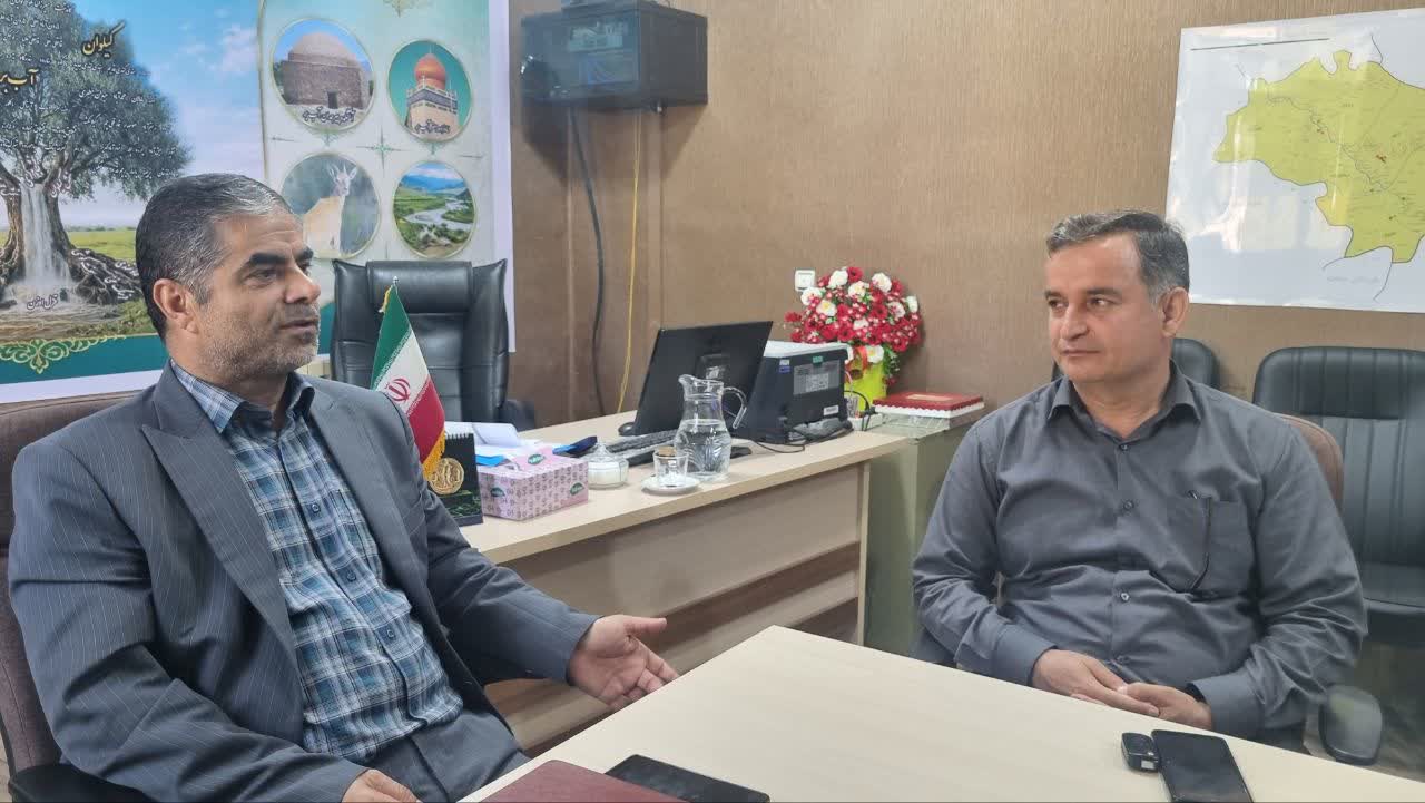 دیدار رئیس و کارکنان جهاد کشاورزی طارم با فرماندار به مناسبت هفته جهاد کشاورزی